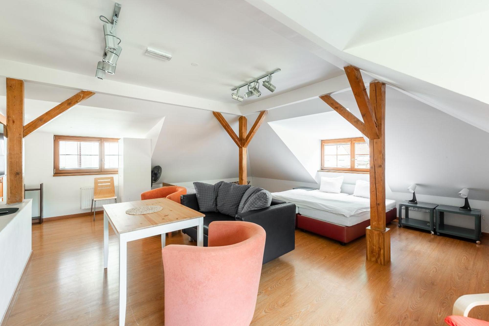 Apartman Muzeum Obchodu Karlštejn Kültér fotó