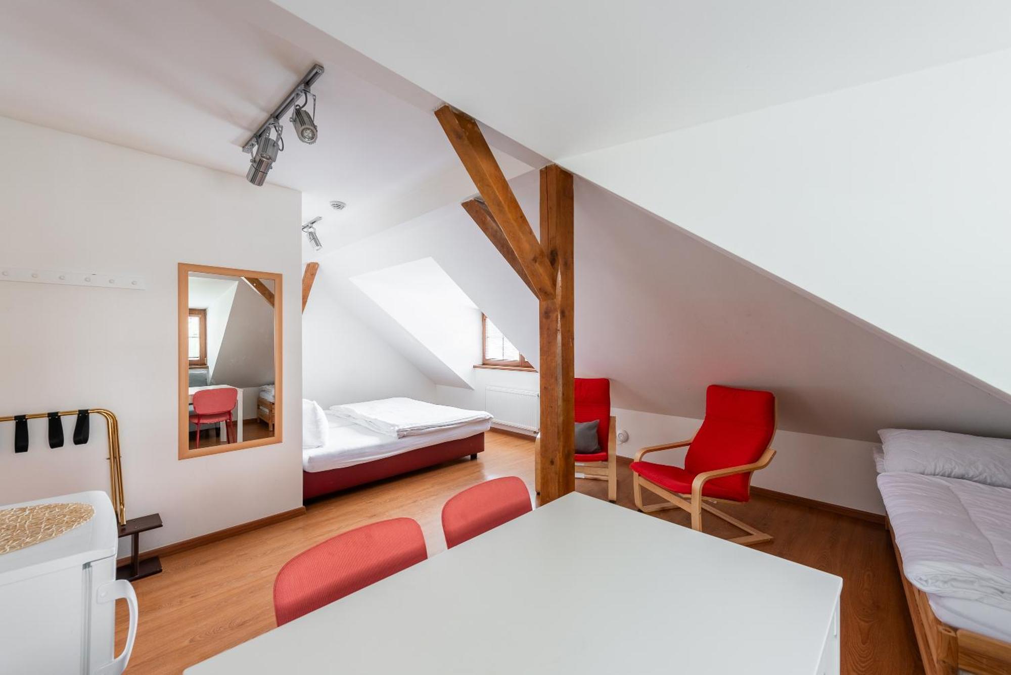 Apartman Muzeum Obchodu Karlštejn Kültér fotó
